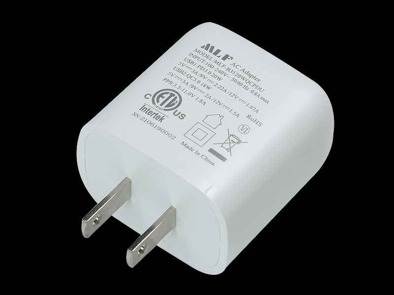 B35 PD20W+QC18W 中規充電器